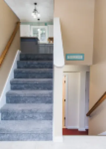 Family Beach House, Private Beach Access!