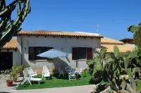 Villa Silvana an oasis of relaxation near the sea Các khách sạn ở Mazara Del Vallo