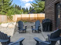 🌄Luxe House - NEW game room, hot tub, firepit, private retreat 🌄 Hotels in Ronald