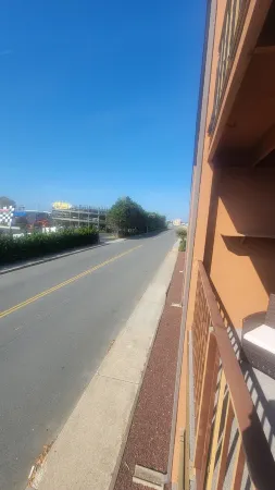 Jamaica Daybreak-Great Location,Cozy studio in amazing Ocean City W/AC,WiFi&more