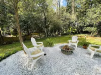 Adorable Smyrna | Vinings Bungalow minutes from The Battery, Buckhead, Midtown+!