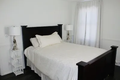 🪵🤍The Wright way to stay- 15 MINUTES to Grand Rapids🤍🪵 Hotels near Menards