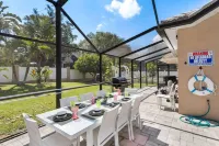 Dunedin Lux 5Br Villa w/Heated Saltwater Pool & Spa, Patio, Putting Green & BBQ