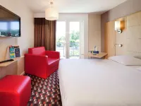 Ibis Styles Chinon