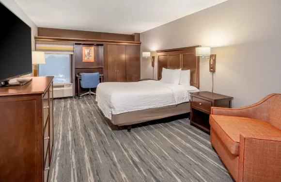 納什維爾範德比爾特歡朋酒店