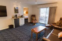 Capitol Plaza Hotel Montpelier, Tapestry Collection by Hilton Hotels in Barre