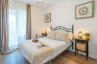 Golf View Apartment Torrequebrada – 2Br/2BA, Pools & Gym, Sleeps 6 - 2-Star