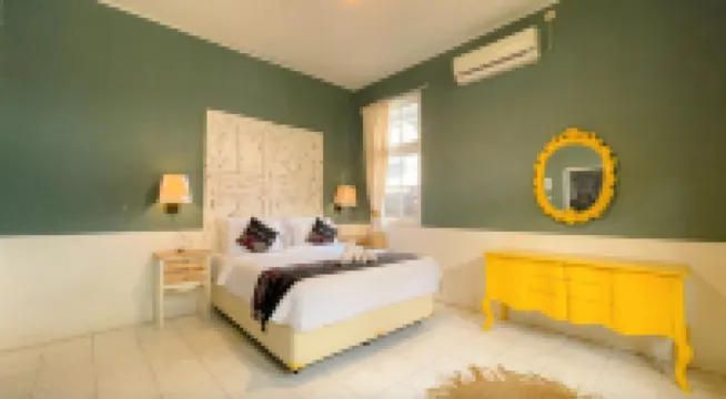 Bnbvillajogja Unit Koloni