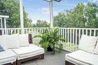 2 Private Balconies ° Fire Place ° BBQ