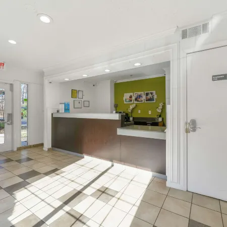 Studio 6 Extended Stay - Tucker, GA - Atlanta Northlake