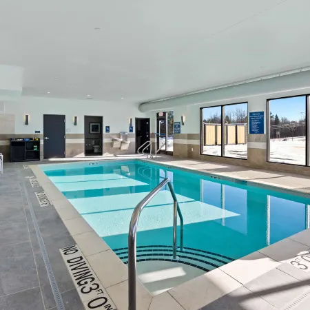 Best Western Plus Marquette Hotel Suites