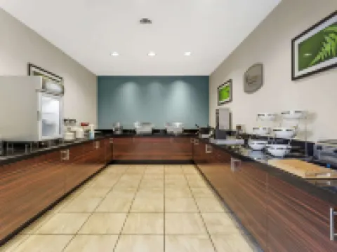 Sleep Inn & Suites Cumberland Hotels in Cumberland