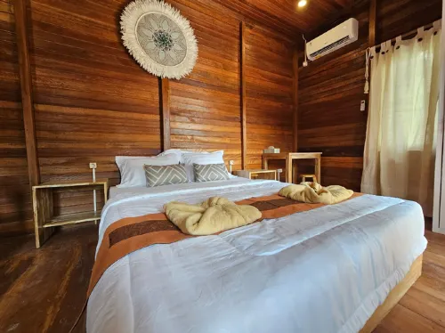 Amore Lodge Hôtels à : Macang Tanggar