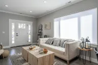 Charmer Downtown 3BR Home w Free Parking near UofO