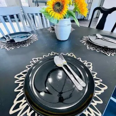 Welcome to “Persimmon Grove” the Cozy Farmhouse with Modern Amenities