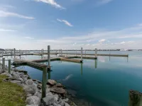 Great Views! Spacious 3B/3Ba sleeps 11, Lazy River, Mini Golf,  many amenities. - 按摩浴池