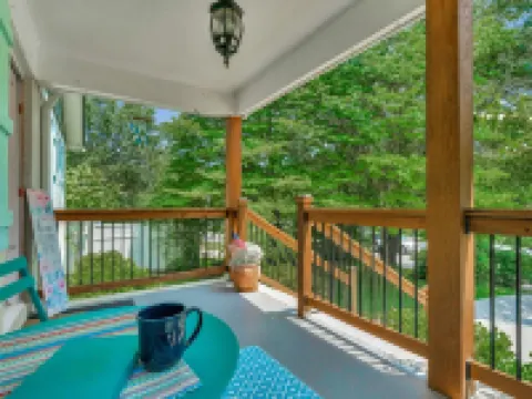 Bright & Cheery Bungalow - Mins to Downtwn Fort Mill Hotels in Fort Mill