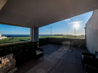 Luxury Apartment with Sea Views Balcony Hotels in Arbroath