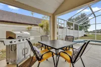Sunset Views by Pool & Lake – Close to Disney + Weekly Discount for Early Birds