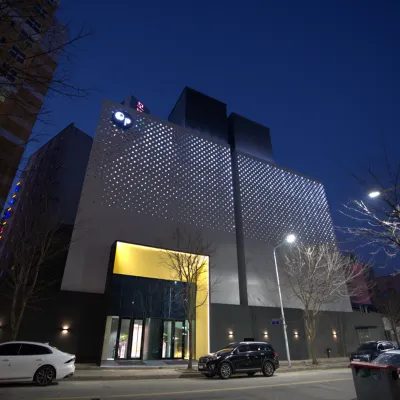 HOTELGRANDPARIS 鄰近光州金大中會議中心的酒店