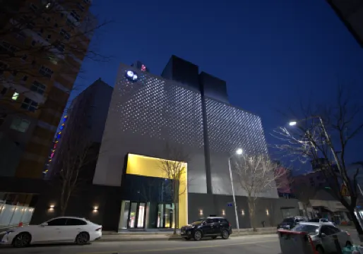 HOTELGRANDPARIS 光州學生獨立運動紀念館附近的飯店