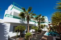 Blue Sea Hotel Los Fiscos Hôtels à proximité de : Shopping Center Centro Comercial Los Pocillos