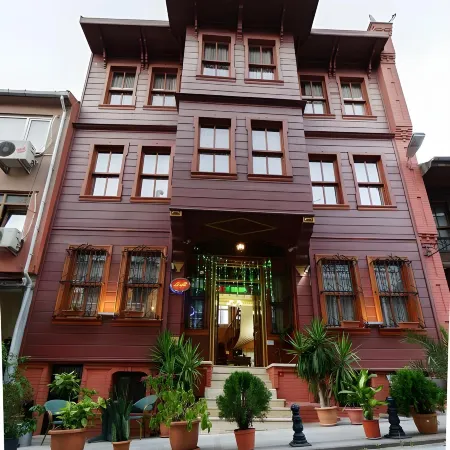 Le Safran Suite Hotel
