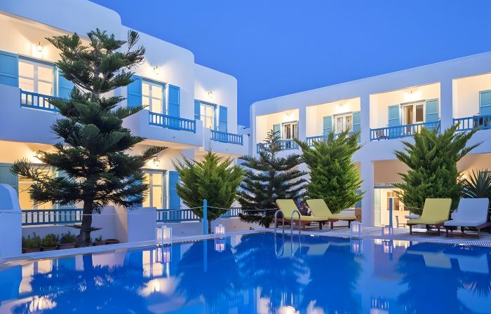 Mykonos Kosmoplaz Beach Resort Hotel