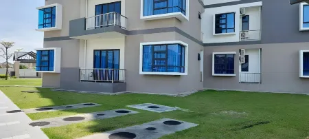 Miri Sunsky Condo Homestay 3 Rooms & 6 Guest Отели в г. Miri Division