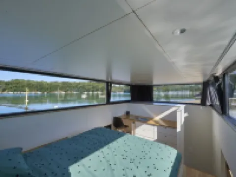 A lodge boat at Guidel-Plages marina Hotels in Guidel