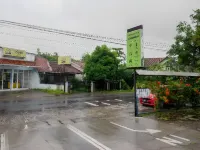 Urbanview Hotel Double Tree Purwokerto Hotels in Purwokerto