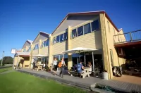 Sow and Piglets Guesthouse Hotels in Port Campbell