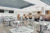Holiday Inn Louisville Airport South