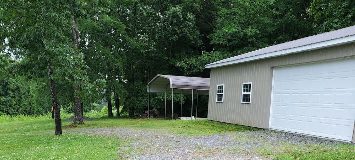 Rest and Relaxation in This Secluded and Peaceful Waterfront Home in Cadiz Ξενοδοχεία στην πόλη Trigg County