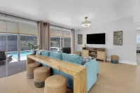 Coastal Cabana - Private pool & 2 miles to Beach!