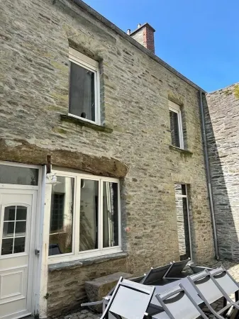 Charmante Maison de 160 m2, à Proximité de Tous les Commerces Отели в г. Шербур-Октевиль