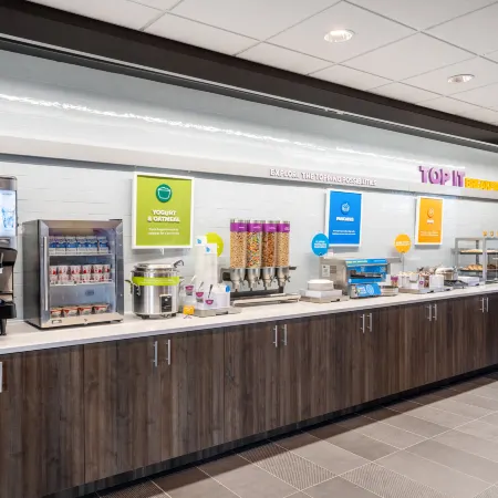 Tru by Hilton Chesapeake Greenbrier