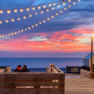 Luxury apartment 100 m from the beach