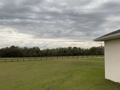 Harmony Hills Ocala - Minutes from Equestrian Center Hotels near Grand Lake Golf Course