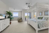 Townhome with stunning view of Matlacha Pass Hotels in Matlacha