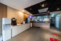 Daejeon Yongjeon Hotel Seattle