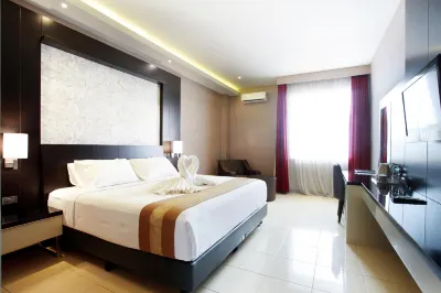Karlita Hotel Tegal Hôtels à : West Tegal