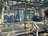 Charming Beach Bungalow in the Heart of it All - No Pet Fee!