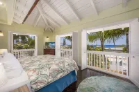 Kona Penthouse 2 Bedroom: Relax and Unwind Aloha Style