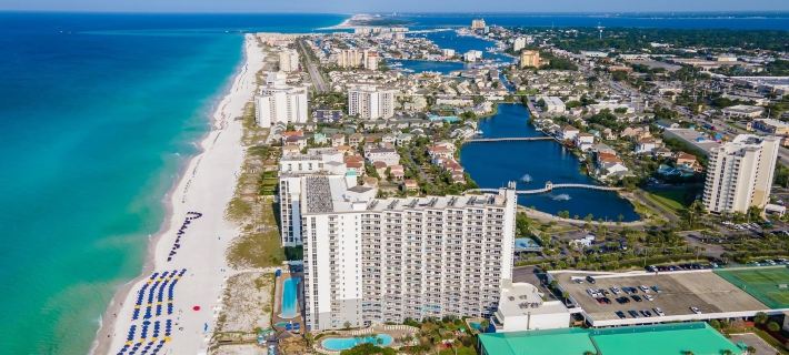 Pelican Beach 1418 by Pelican Beach Management Hotels in Destin