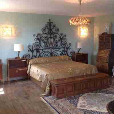 Chateau de la Goujonnerie Rooms