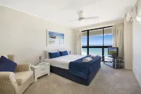Clubb Coolum Beach Resort Sunshine Coast Hotels in Coolum Beach