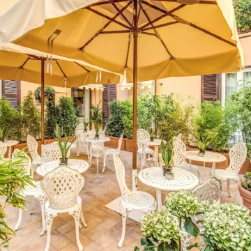 Charme Spagna Boutique Hotel Hotels near Piazza Venezia