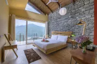 Seclude Ramgarh Cliff's Edge