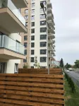 Cozy 2-Room Penthouse Lakeview W14 Hôtels à : Rosu